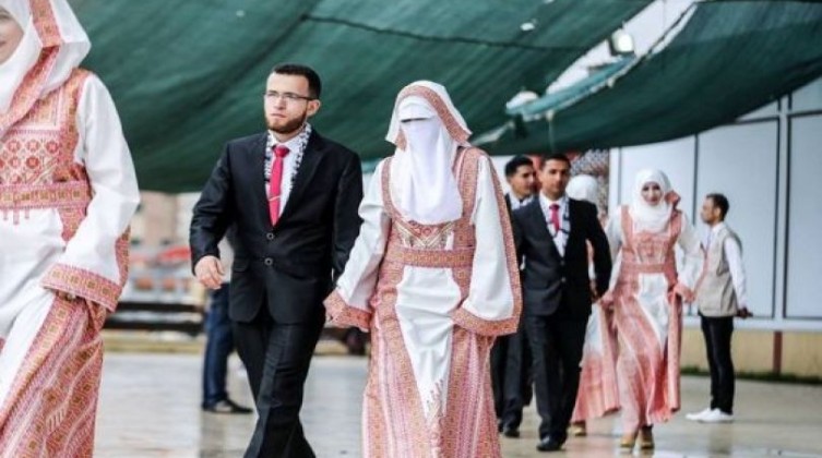 غزة: صندوق دعم الشباب يحدد موعد إجراء قرعة اختيار المستفيدين من قرض الزواج