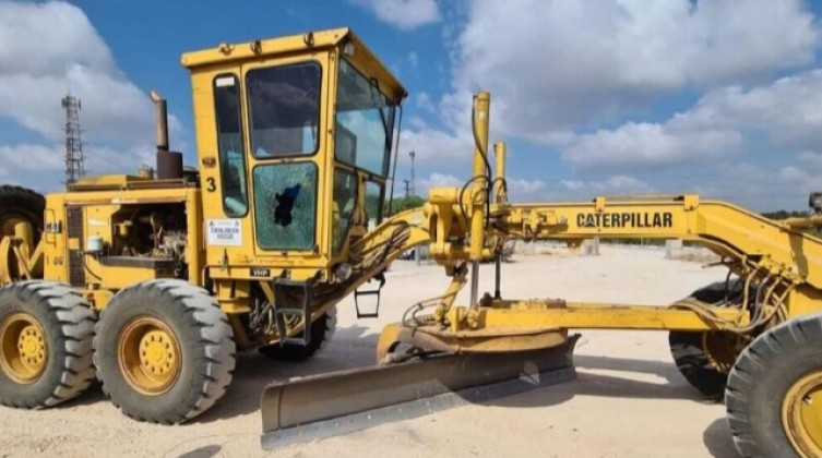 بالفيديو: "شهداء الأقصى" تتبنى استهداف آلية عسكرية بالرصاص قرب جنين