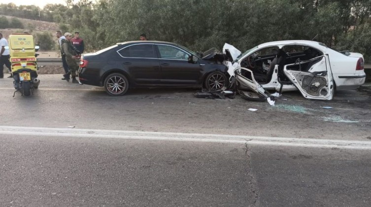 سلفيت: مصرع شاب وإصابة آخر بجروحٍ خطيرة إثر حادث سير ذاتي
