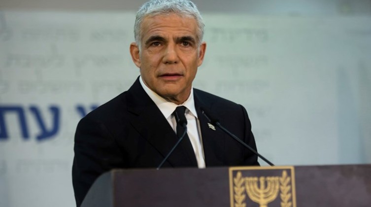 لابيد: لن يسمح بمحاكمة أي جندي إسرائيلي لأحظى بتصفيق من العالم