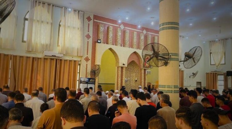مساجد فلسطين تؤدي صلاة الغائب على أرواح شهداء جنين