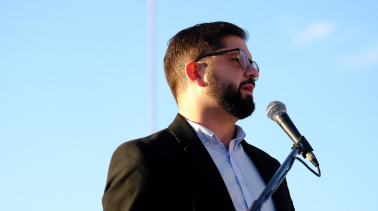 ترحيب فلسطيني بقرار رئيس تشيلي رفض اعتماد أوراق سفير إسرائيل