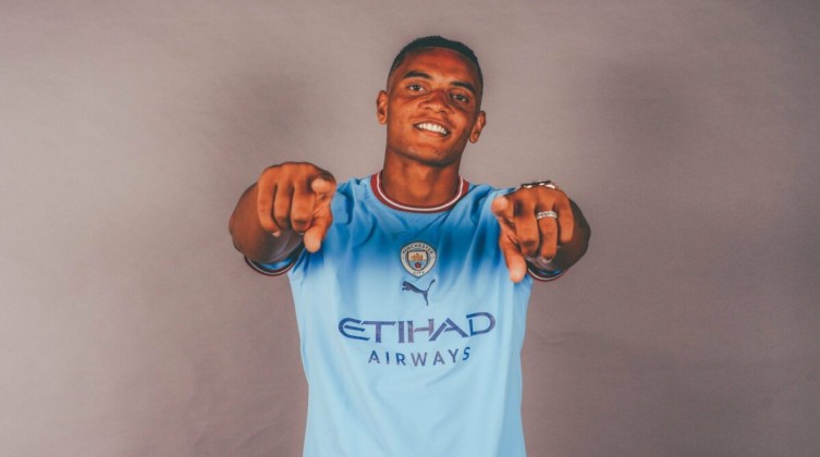 مانشستر سيتي يعلن رسميًا ضم مانويل أكانجي