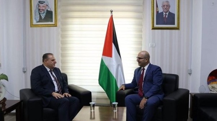 وزير شؤون القدس يلتقي مع السفير الأردني لدى فلسطين