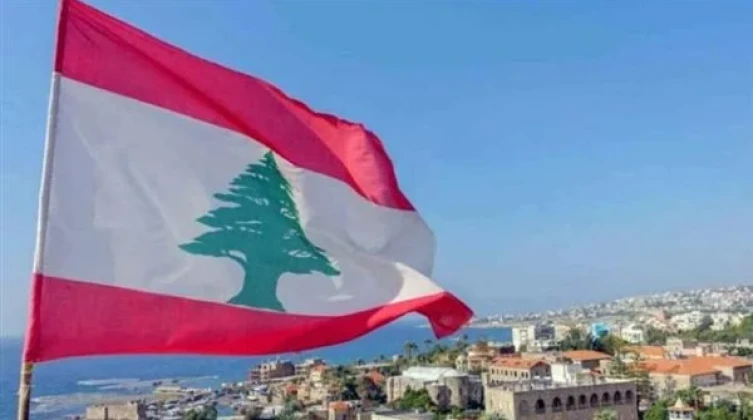 لبناني يحتجز رهائن لسحب أمواله من أحد البنوك؟!!
