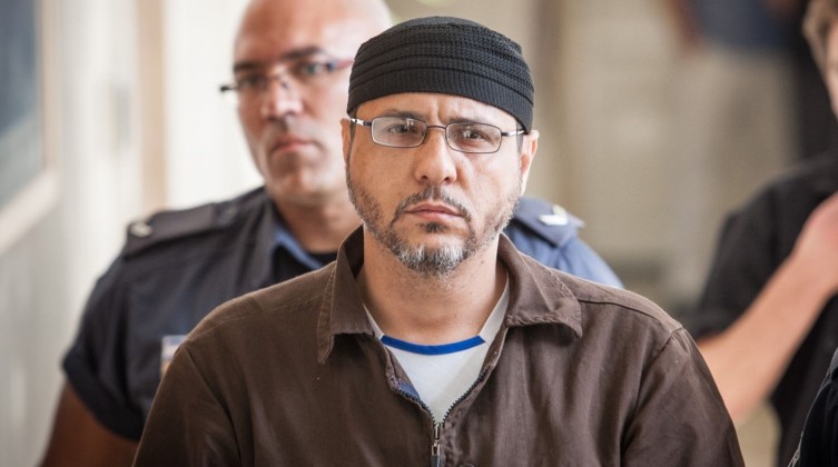 الأسير عبد الله البرغوثي يوجه رسالة لوالدته بعد زيارته اليوم لأول مرة منذ اعتقاله