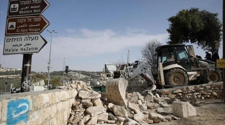 القدس المحتلة: الاحتلال يُجري أعمال حفر في مقبرة اليوسفية