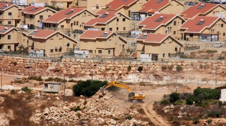 الاحتلال يسعى للمصادقة على مخططين استيطانيين في القدس