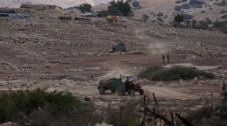 "الإسلامية المسيحية" تدعو لمساندة التجمعات البدوية بمواجهة مخطط الترحيل القسري