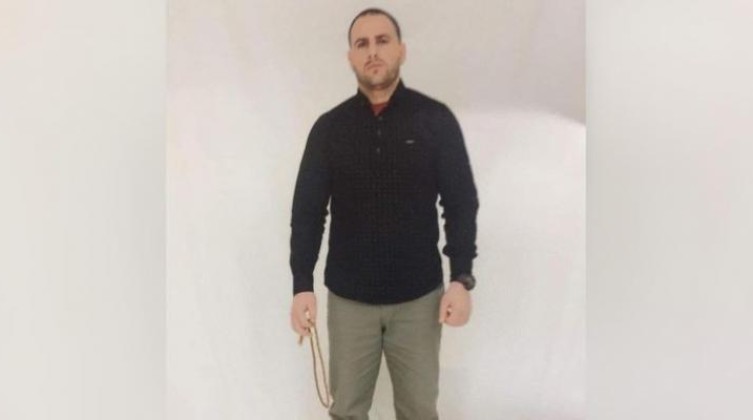 الأسير عدال موسى يعلق إضرابه عن الطعام