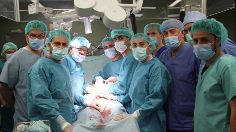 "غزة": الصحة تعلن إجراء 4 عمليات زراعة كلى ناجحة في القطاع