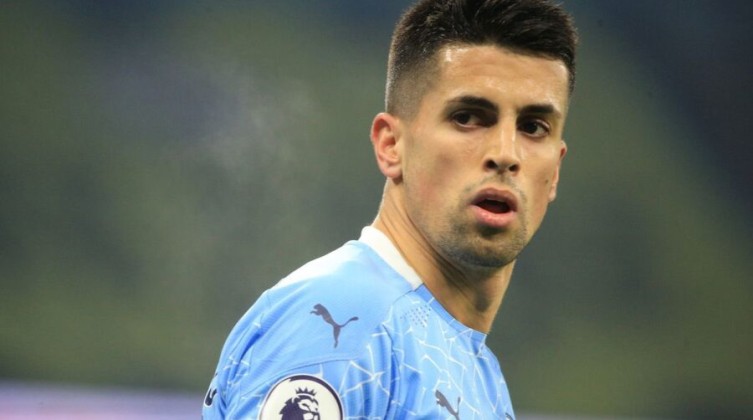 ريال مدريد يرغب في التعاقد مع جواو كانسيلو