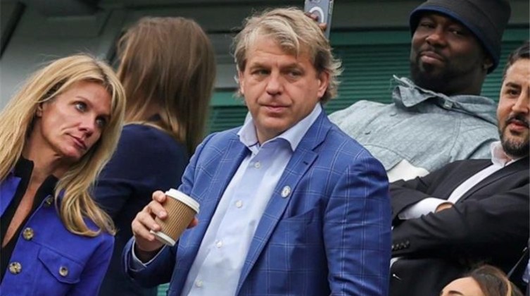 تشيلسي قرر عدم التعاقد مع مدير رياضي حتى هذا الموعد