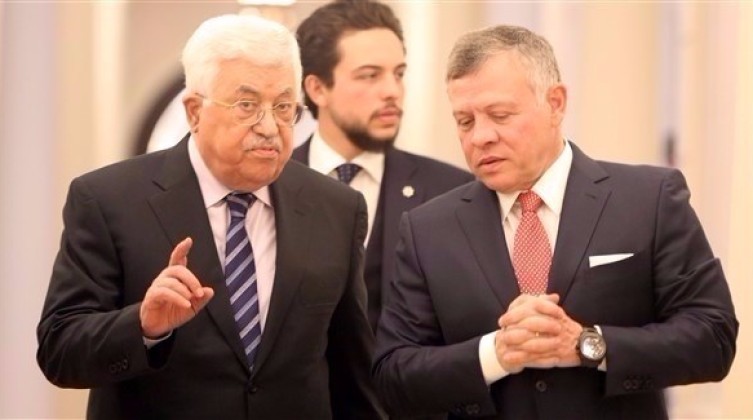 الرئيس عباس يلتقي العاهل الأردني في نيويورك