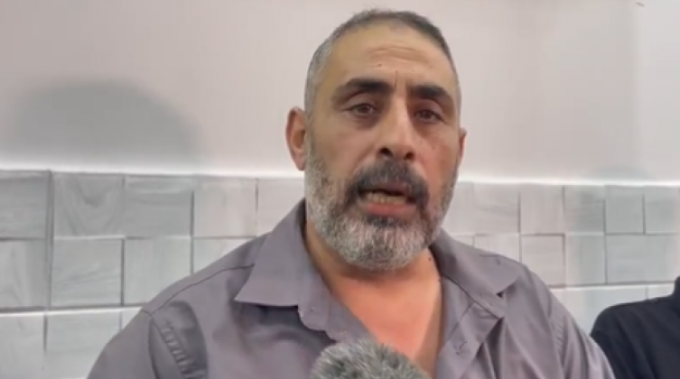 بالفيديو: شاهد- هذا ما قاله وأوصى به والد الشهيد رعد حازم بعد استشهاد نجله الثاني