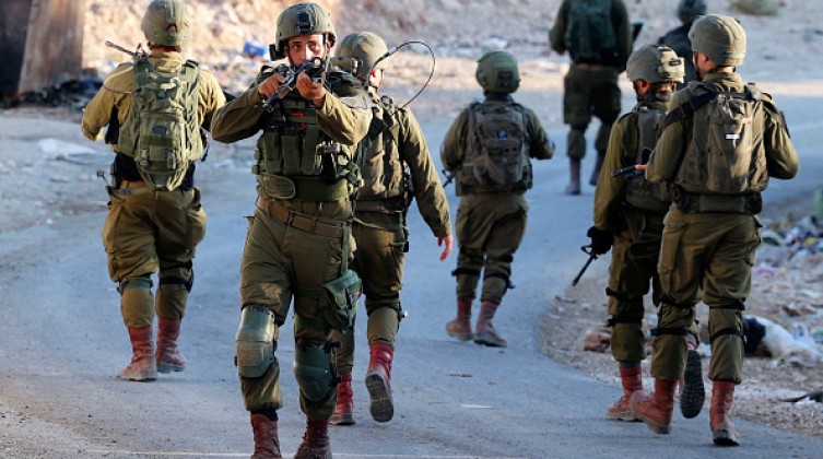 القدس المحتلة: إصابتان برصاص الاحتلال في بلدة العيزرية