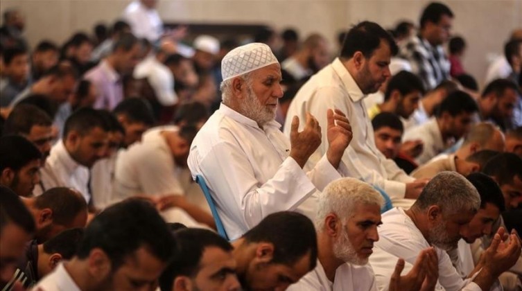 جدول خطباء المساجد ليوم الجمعة في قطاع غزة