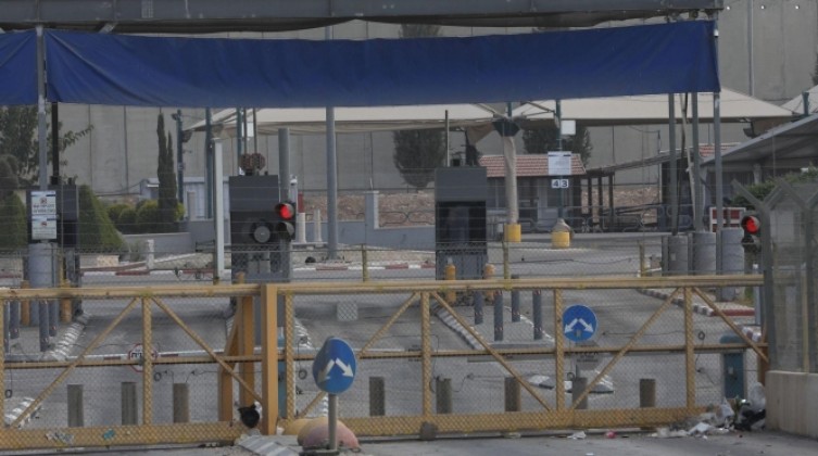 مسلحون يطلقون النار صوب حاجز سالم