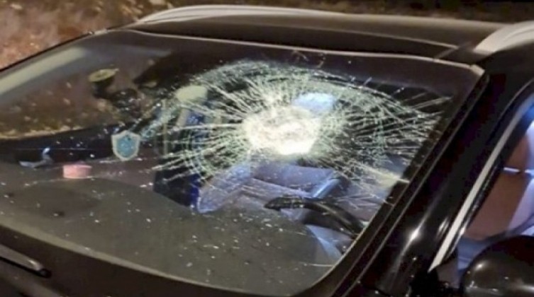 مستوطنون يهاجمون مركبات المواطنين في نابلس وبيت لحم