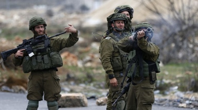 إصابة فلسطيني برصاص قوات الاحتلال شمال الخليل