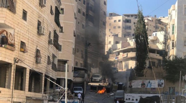 إصابات خلال مواجهات مع الاحتلال في بلدة عناتا