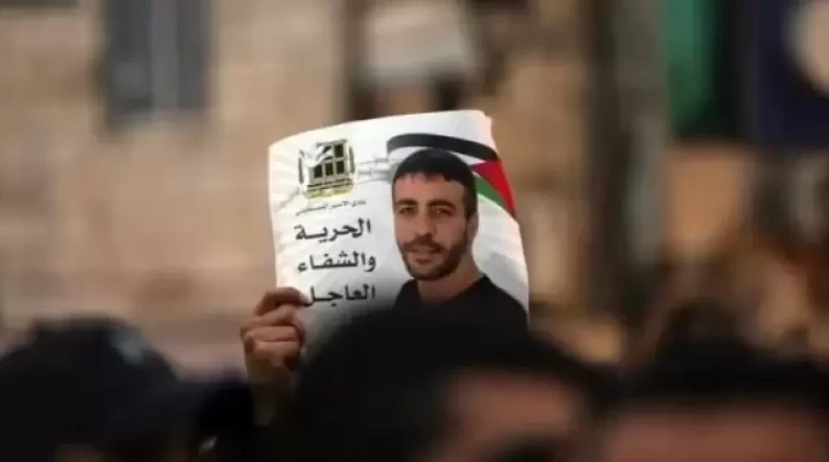 الاحتلال يعيد "أبو حميد" إلى عيادة سجن الرملة