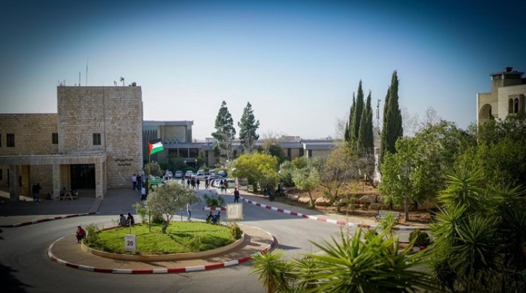 نقابة العاملين في جامعة بيرزيت تعلق إضرابها عن الطعام لـ 48 ساعة