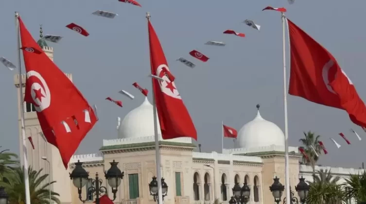 فتح باب الترشح للانتخابات التشريعية في تونس