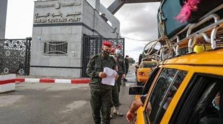 إحصائية حركة السفر عبر معبر رفح البري خلال الأسبوع الماضي