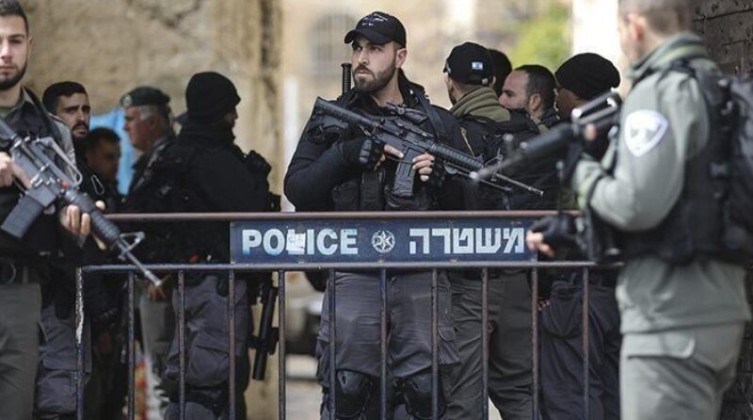 "إسرائيل" تعلن رفع حالة التأهب في الضفة والقدس
