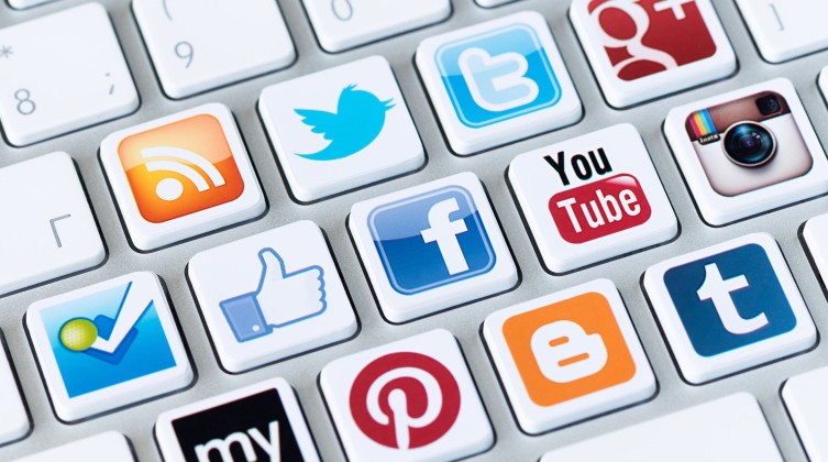 دراسة: نصف ساعة يوميًّا بعيدًا عن منصات التواصل الاجتماعيّ تكفي لتغيّر حياتكم