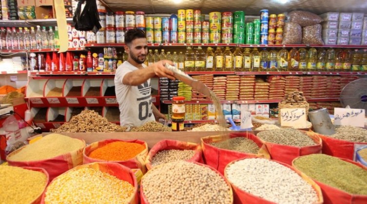 "غزة": الاقتصاد تعلن توفير الحماية لـ24 سلعة لها بديل محلي