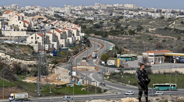 الاحتلال يستولي على 616 دونماً لتوسيع مستوطنة جنوب نابلس