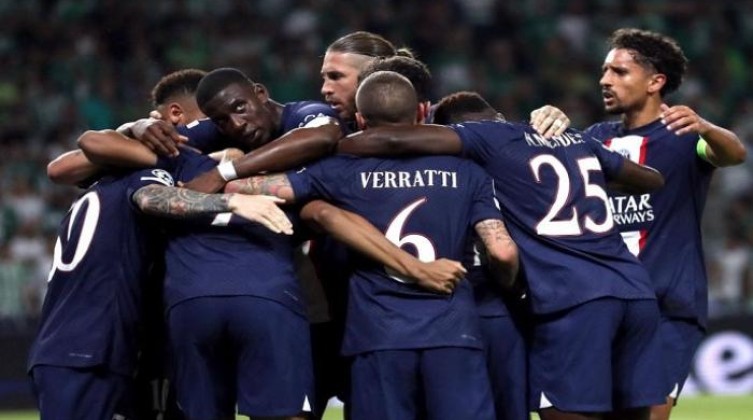 الموعد والتشكيل والقناة الناقلة لمباراة سان جيرمان وبنفيكا اليوم