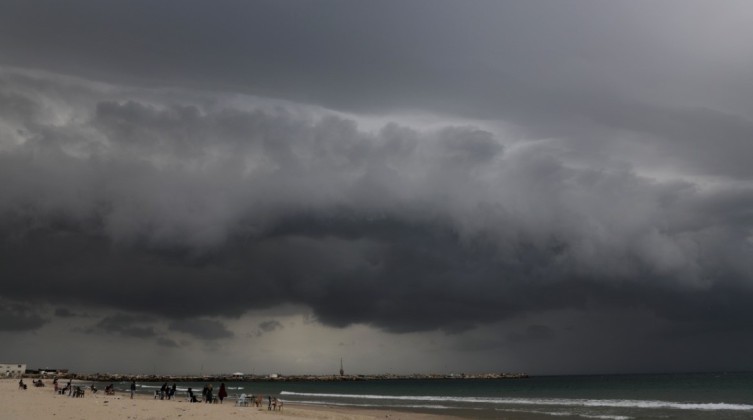 حالة عدم استقرار جوي غدا مصحوبة بأمطار وعواصف رعدية في فلسطين