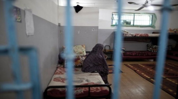 28 أسيرة يُعانين ظروفًا صعبة في سجن "الدامون"