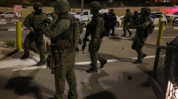 إصابة 3 من جنود الاحتلال خلال مواجهات في مخيم شعفاط