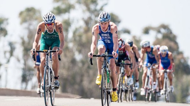 "الأردن" يمنع 6 إسرائيليين من المشاركة في بطولة آسيا للترياتلون