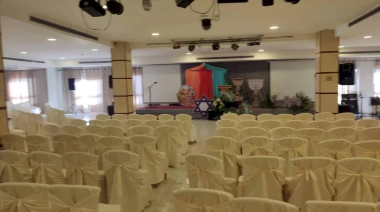 بالفيديو: إغلاق فندقاً ببيت لحم بعد وجود "نجمة داود اليهودية" في داخله