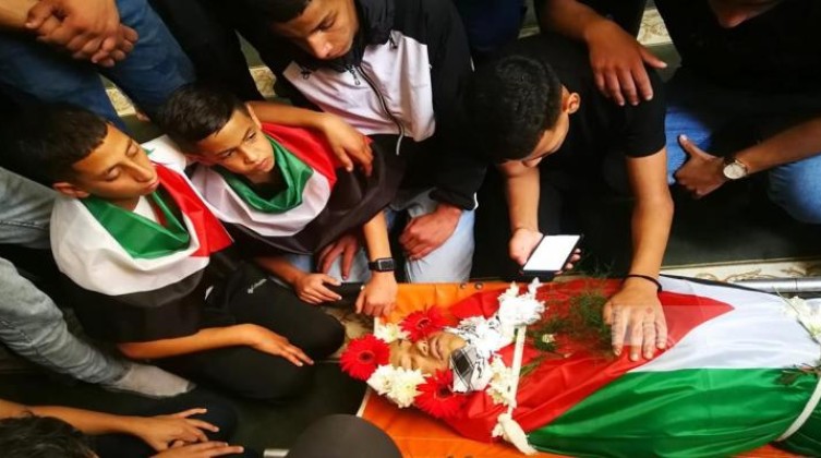 تشييع جثمان الشهيد الفتى محمد نوري في رام الله