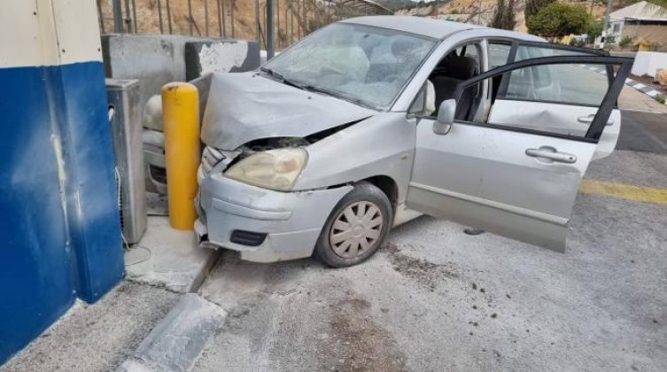 تفاصيل اصابة سائق فلسطيني على حاجز إسرائيلي في جنين
