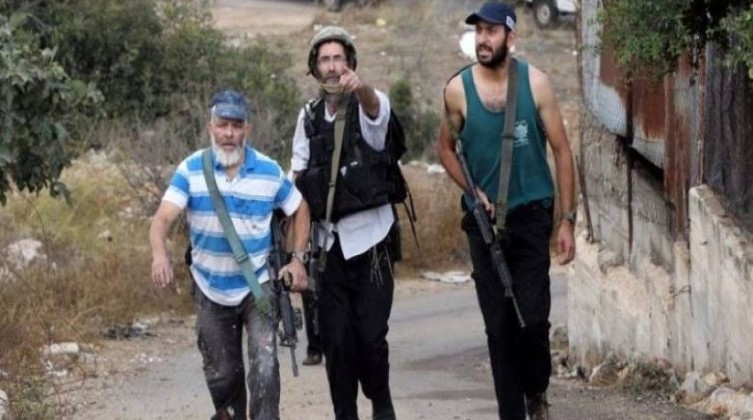 مسؤولون إسرائيليون يطالبون المستوطنين بوقف الاعتداء على الفلسطينيين