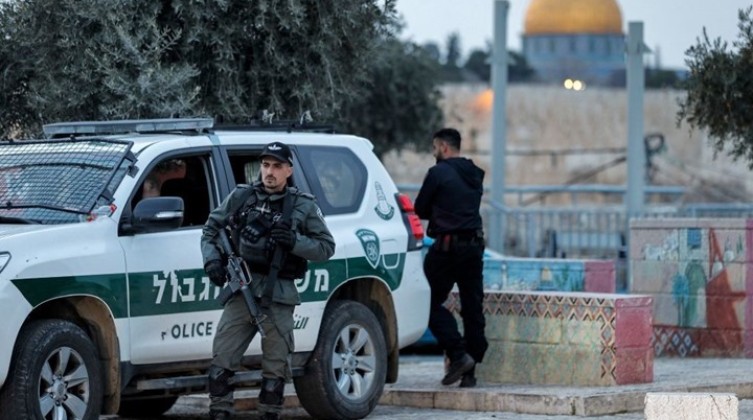 إسرائيل تتخذ قراراً في أعقاب حالة التوتر الشديدة في القدس