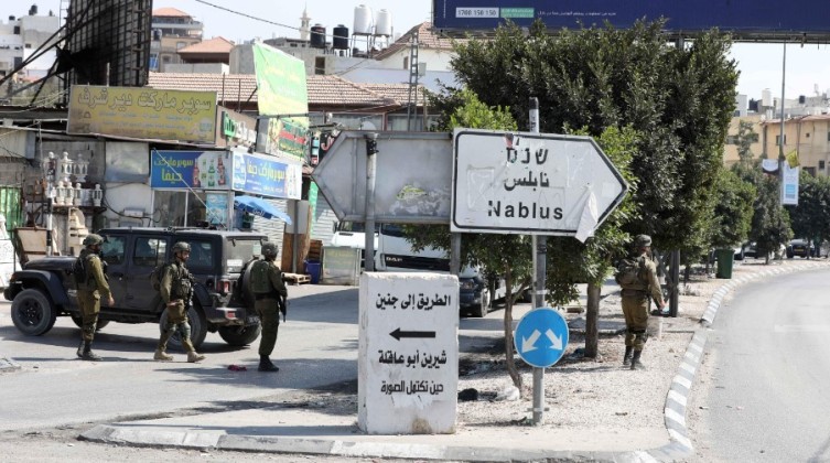 مسؤول أمني إسرائيلي سيبقى: حصار نابلس ساري المفعول لأجل غير مُسمّى
