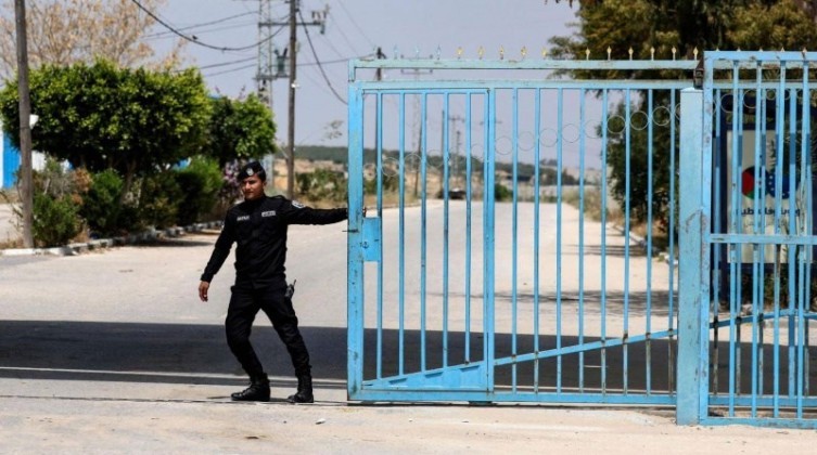 إحصائية المسافرين والعائدين عبر معبر بيت حانون الأسبوع الماضي