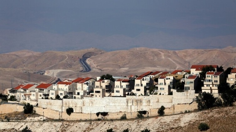 الشعبية تحذّر  من تسريع وتيرة الاستيطان في القدس