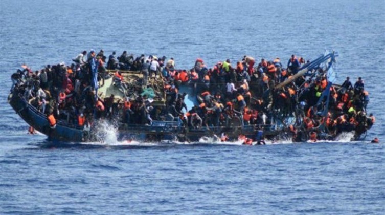 الخارجية: تواصلنا مع أحد الناجين من حادثة غرق القارب قبالة سواحل اليونان