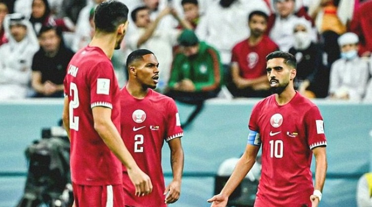ماذا علق قائد منتخب قطر بعد الهزيمة أمام الإكوداور في افتتاح كأس العالم