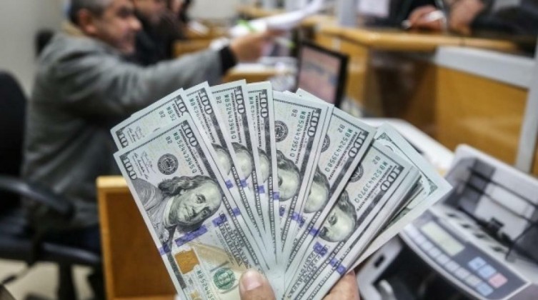 العمادي يعلن موعد صرف المنحة القطرية للأسر المتعففة في غزة