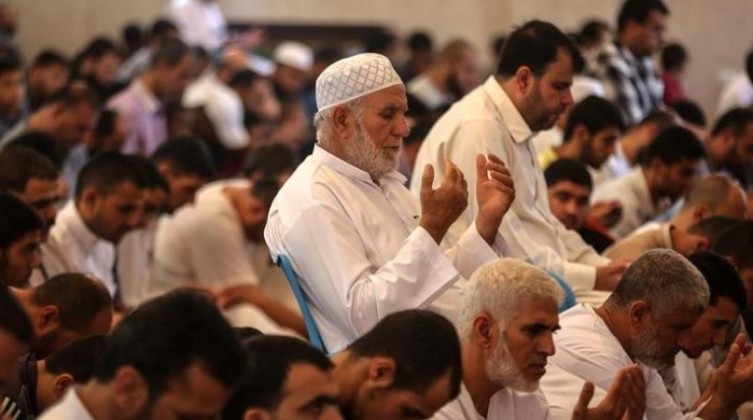 جدول خطباء المساجد ليوم الجمعة في قطاع غزة
